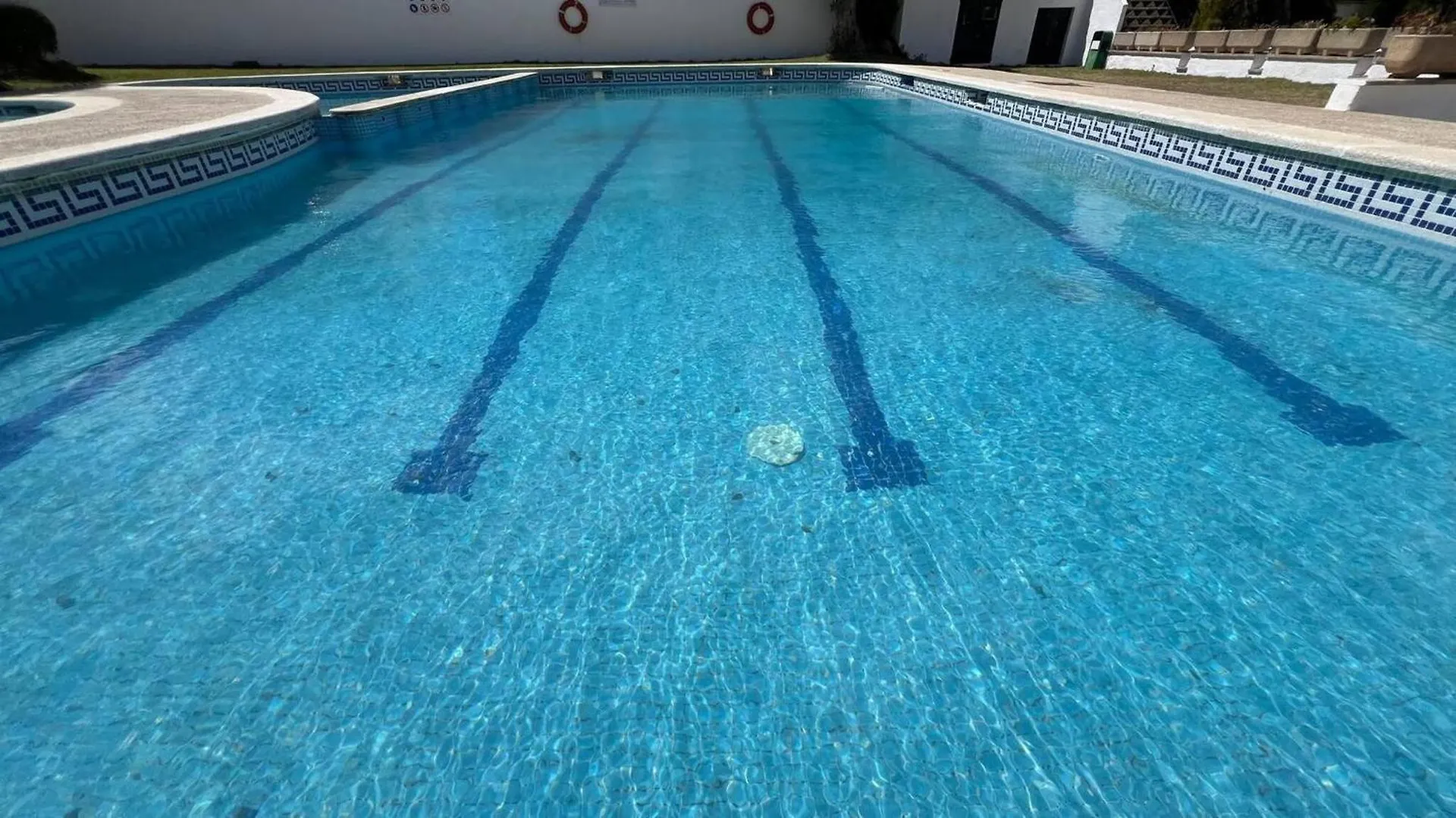 Piso Planta Baja Salida Piscina Av-03 Apartment Roses 0*,